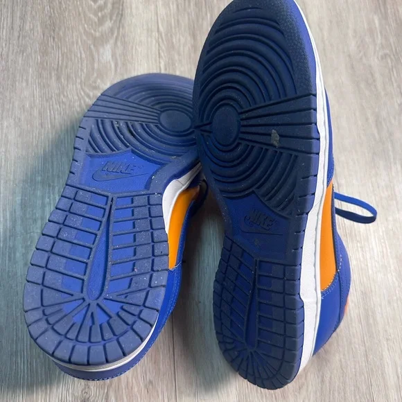 Nike Vibrant Blue and Orange Low-Top Sneakers - Picture 3 of 3